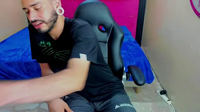 Živý XXX chat BrunoCarzon