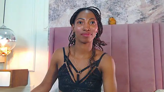 SabrinaDevill Adlı Modelin Canlı XXX Sohbeti