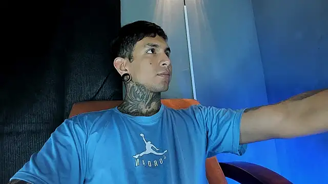 Chat +18 de Travisttanner28 ao vivo