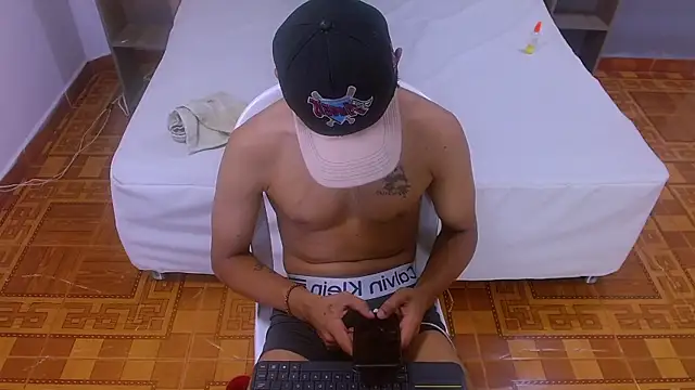 Felix_Lago's Live XXX Chat