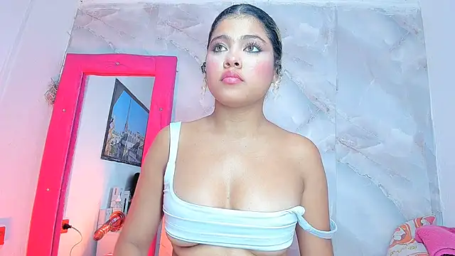 Онлайн чат XXX sofiacastillo01