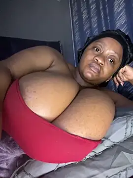 Chubbykarisma27 élő XXX-chatje