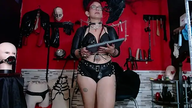 Miss_Mirandaa Live XXX-Chat