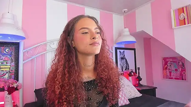 Caroline420_ Chat XXX in diretta