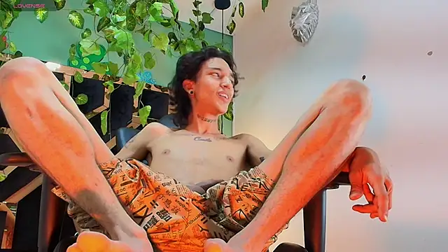 langelo_el লাইভ XXX চ্যাট