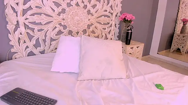 LucianaBlanco_ Obrolan Langsung XXX