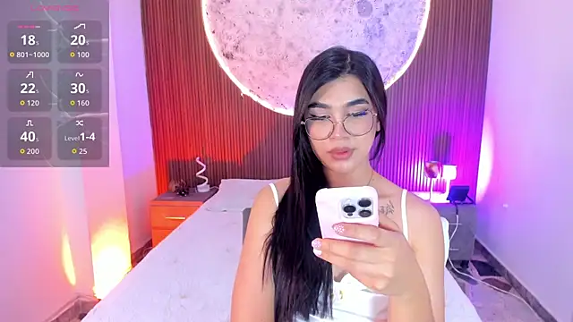XXX chat uživo modela RoseCassie
