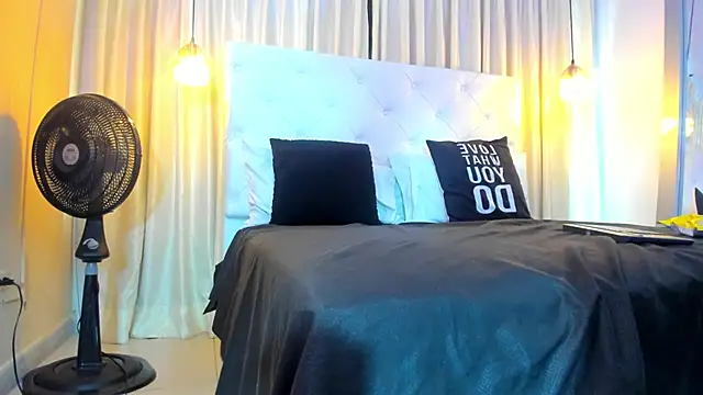 Živý XXX chat Demon_lala