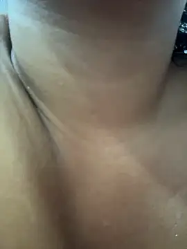 Emma_hassani Chat XXX live
