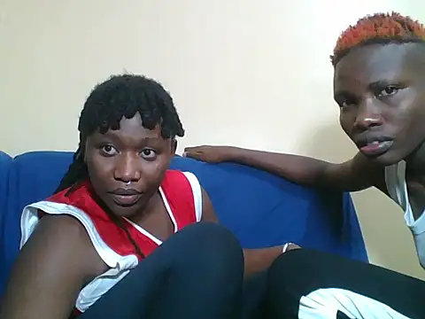 LunaCharm2 live XXX chat