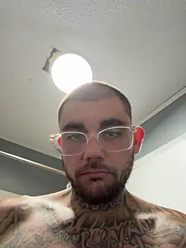 Chat XXX en directo de trickydickydaddy