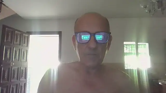 Show modela llopaco na web-kameri