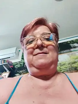 QueenPammy1: απευθείας συνομιλία ΧΧΧ