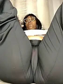 Chat XXX ao vivo de ThaBundaa