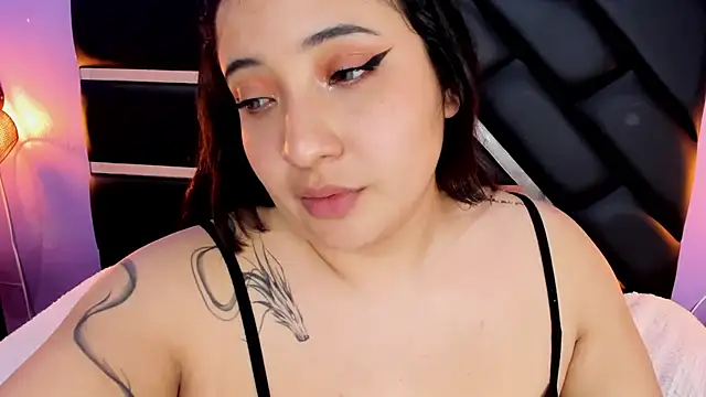 Emma_monserratのライブXXXチャット