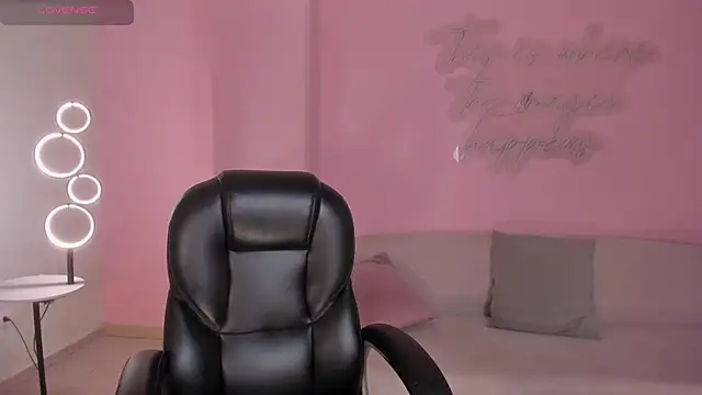 NatalieLewis live XXX chat