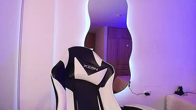 Alejaa_storm Chat XXX in diretta