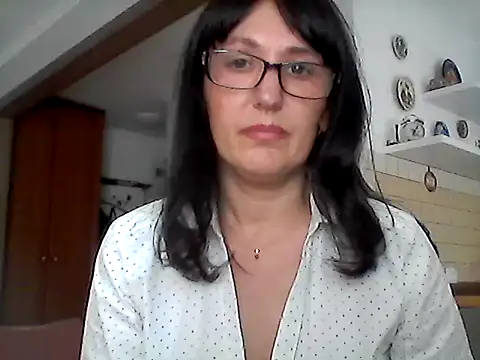 Elena48324's Live XXX Chat