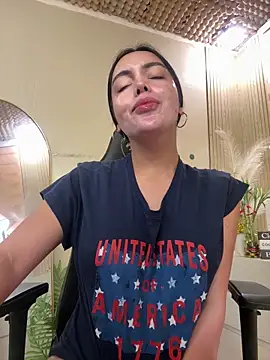 TS-SimplyTheBest Live XXX-Chat