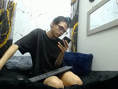 isa_x18 live XXX chat