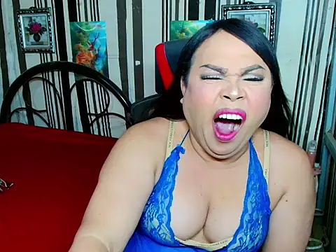 TsyummyCock4u Chat XXX in diretta