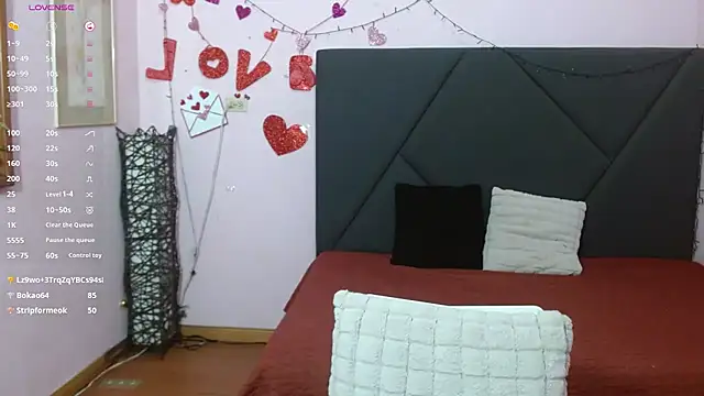 Chat +18 de pamela_echeverria ao vivo