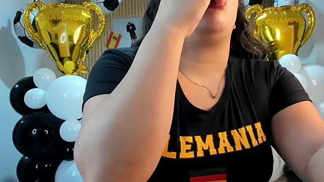 samy_19_'s Live XXX Chat
