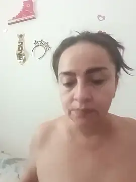 tany90's Live XXX Chat