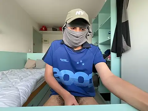 XXX chat uživo modela Rebeu_77