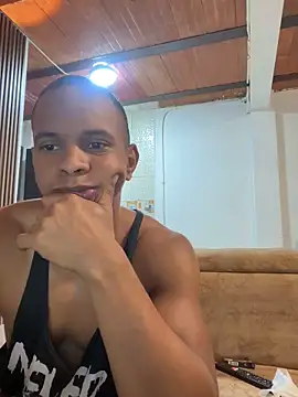 MarcoStriker's Live XXX Chat