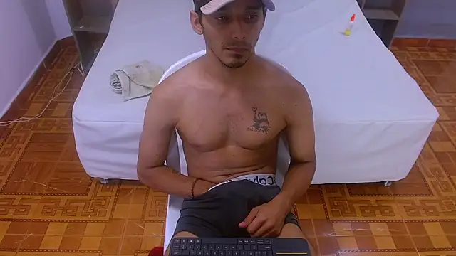 Онлайн чат XXX Felix_Lago