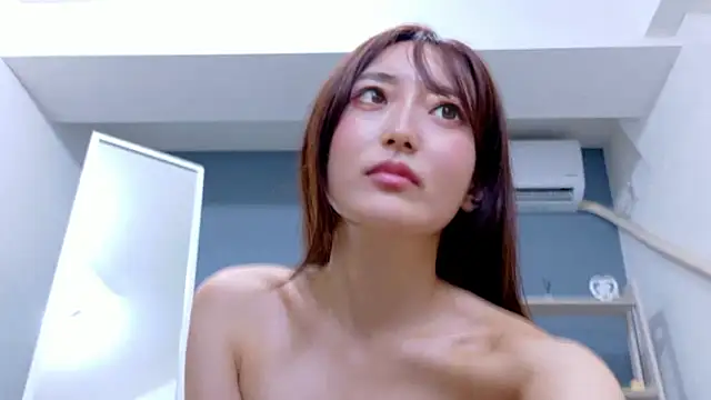 RIRI-style Live XXX-Chat
