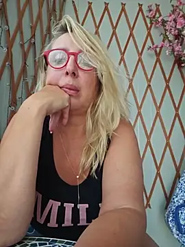 XXX chat uživo modela MariaRichi_