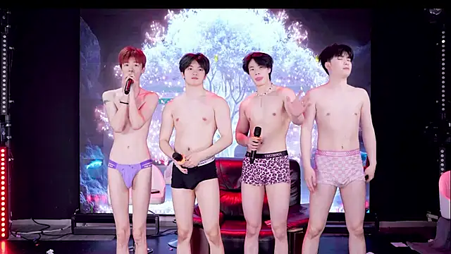 XT-YYDS-001's Live XXX Chat