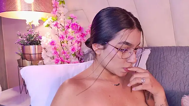 Chat +18 de AlyssaRay ao vivo