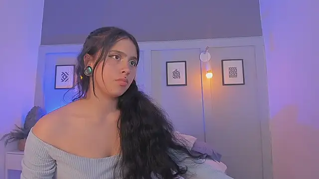 Chat +18 de Kimdyy_ ao vivo