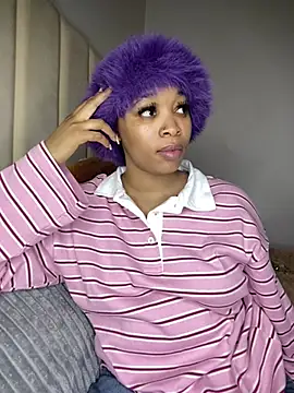 Chatroom XXX en direct de Nisha_102