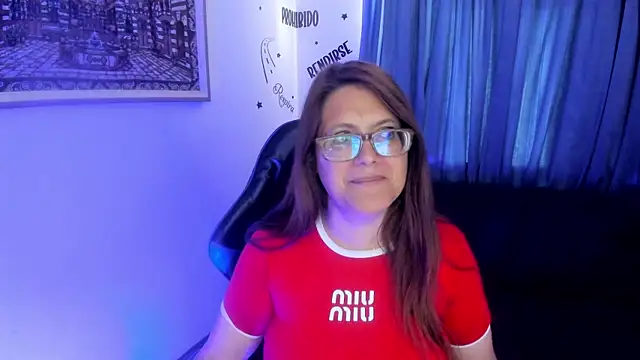 Ivette_Shaira: απευθείας συνομιλία ΧΧΧ