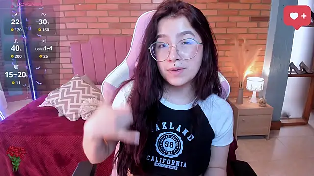 XXX chat uživo modela Amy_joones