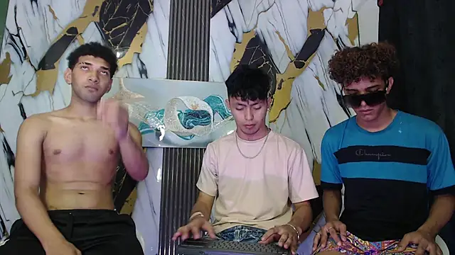 VERY_HOT_GUYS 现场XXX聊天