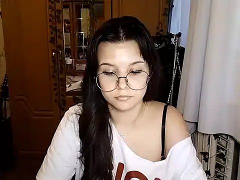 Adililyn Live XXX chat