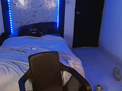 Mr_yisuzz Chat XXX live