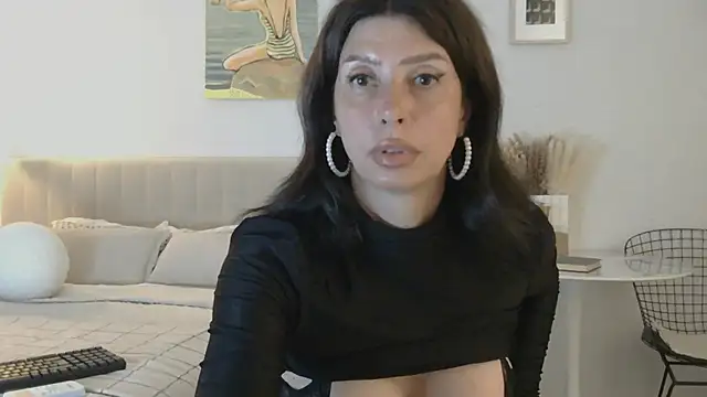 Chatroom XXX en direct de WhiteQueen888