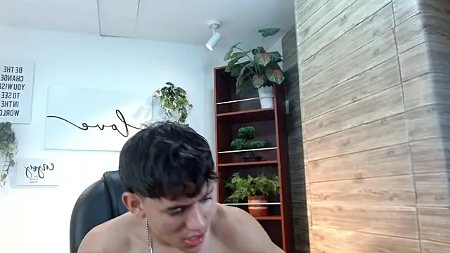 Ryan_grayx webkamerás műsora