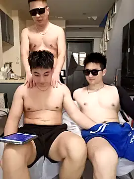day-18's Live XXX Chat