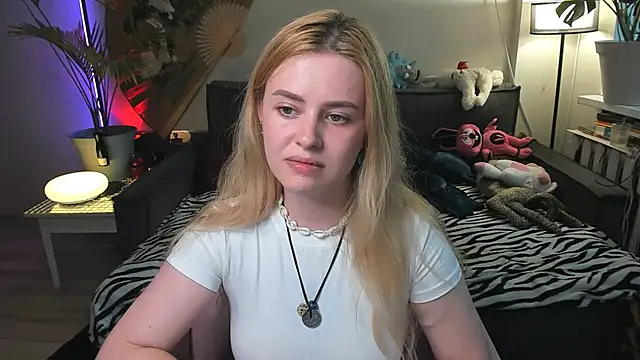 دردشة Alexa_Pirs الجنسية المباشرة
