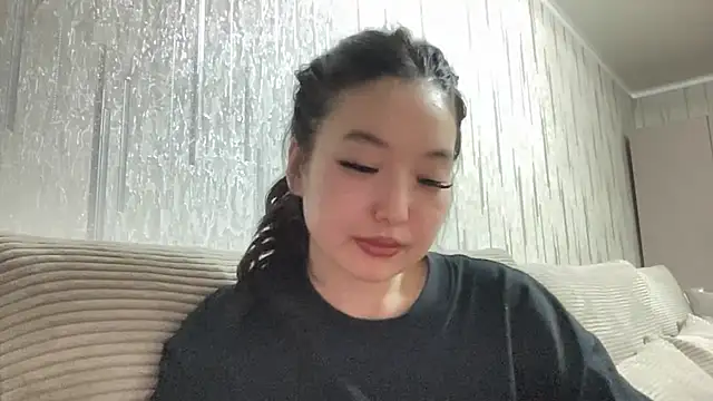 XXX chat uživo modela EvilEmma