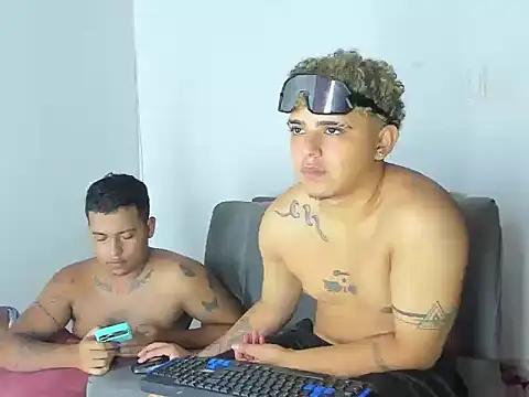 Chat +18 de Jack_scorpion ao vivo
