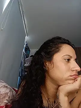 Chat XXX Live Karii-R