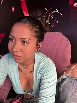 Chat XXX en directo de Laila_LS